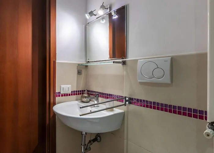 Guesthost - Comfy X2 In Monteverde * Rom