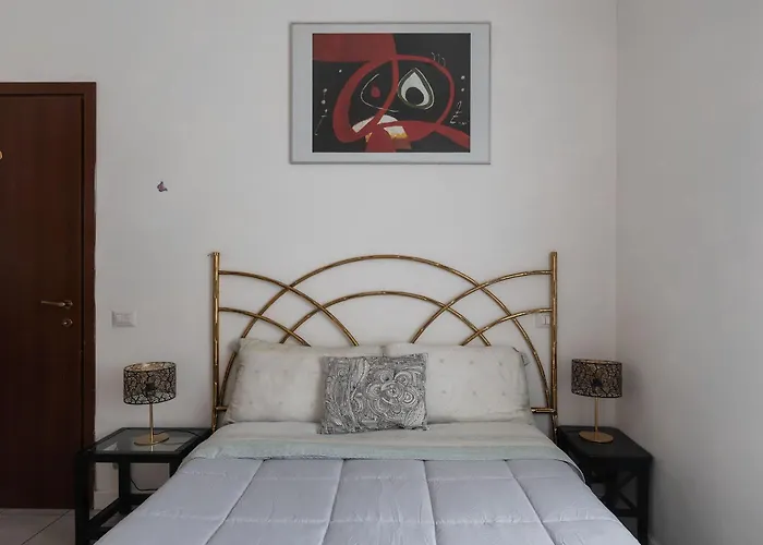 Guesthost - Comfy X2 In Monteverde Apartment